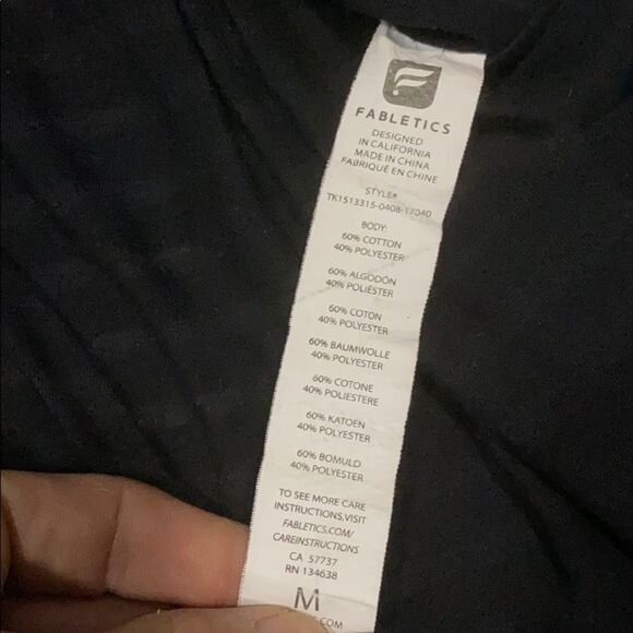 Fabletics workout tank top EUC Size M black stripe - Picture 7 of 8